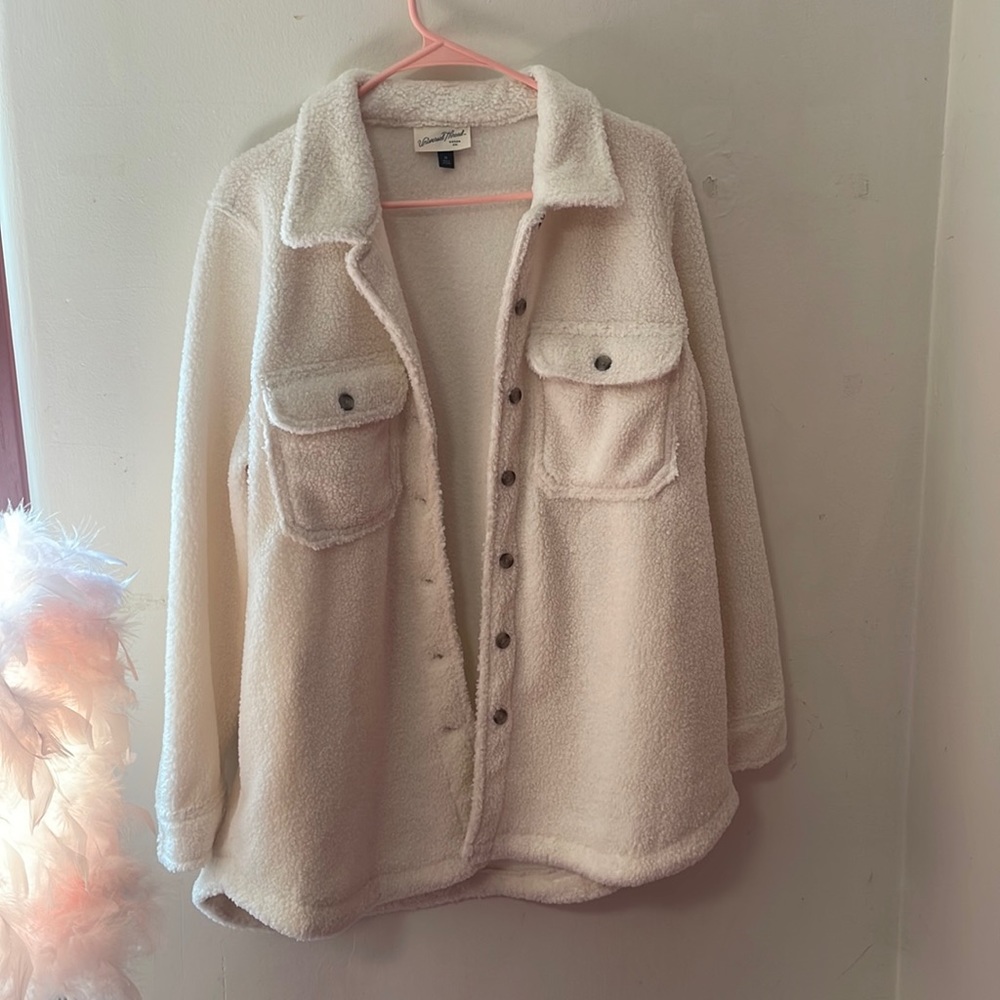 White Shacket